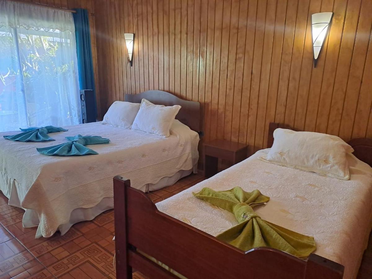 Hostal Avareipua Hanga Roa Exterior foto